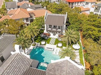 Pristine architectural design resembling the courtyard homes of - photo 6