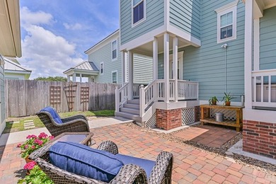 Don't miss this beautiful 3+ Bedroom, 3 Bath home in prestigious - photo 48