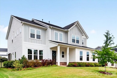 Welcome to 222 Lanyard Lane in the highly sought-after McLean - photo 2
