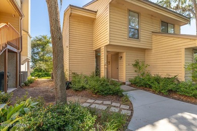 Coastal lifestyle with marsh views forever , this exquisite end - photo 5