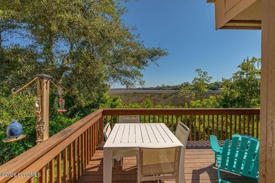 Coastal lifestyle with marsh views forever , this exquisite end - photo 7