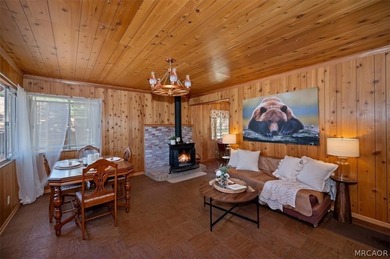 Two-bedroom, one-bath cabin located in a quiet area of Fawnskin - photo 10