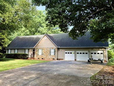 LAKE TILLERY - WOODRUN - SCENIC SUNSET VIEWS ON A LEVEL LOT! - photo 1