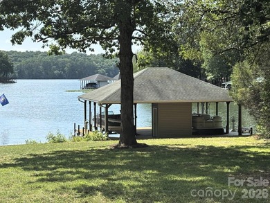 LAKE TILLERY - WOODRUN - SCENIC SUNSET VIEWS ON A LEVEL LOT! - photo 3