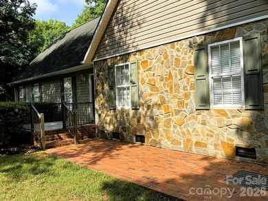 LAKE TILLERY - WOODRUN - SCENIC SUNSET VIEWS ON A LEVEL LOT! - photo 4
