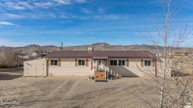 Lake Lahontan Home For Sale in Silver Springs Nevada