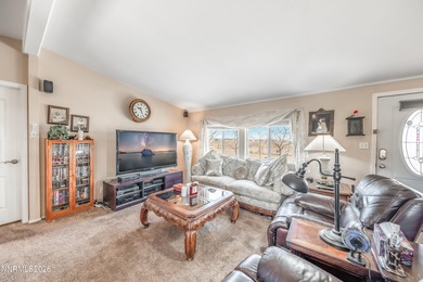 Looking for room to breathe? Welcome to this well-maintained - photo 8