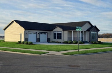 (private lake, pond, creek) Home For Sale in Redwood Falls Minnesota