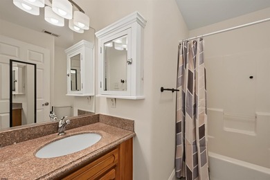 Welcome home to this fabulous 3-bedroom, 2.5-bath townhome - photo 15