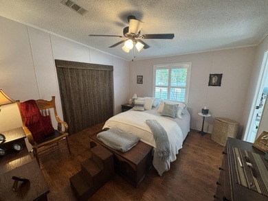 Check out this fully updated 2 BED 2 BATH double wide home on a - photo 10