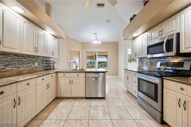 Welcome to this beautifully maintained 3-bedroom + den, 2-bath - photo 14