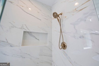 Stunning Modern Farmhouse in Exclusive Flat Creek Retreat - 5