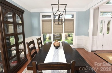 Welcome to 18719 Cannon Crossing Way in Davidson. This - photo 5