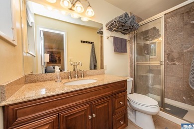 Private 1.7-acre retreat minutes from Sequim, wrapped in - photo 5