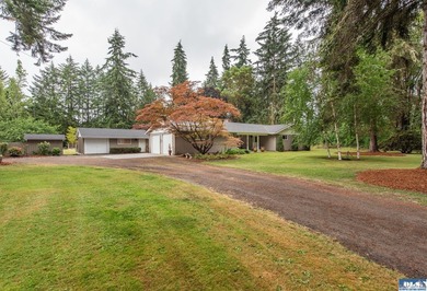 Private 1.7-acre retreat minutes from Sequim, wrapped in - photo 10