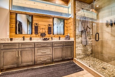 Welcome to Oakwood Estates, a bespoke mountain estate where - photo 21