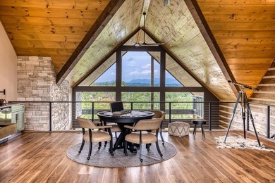 Welcome to Oakwood Estates, a bespoke mountain estate where - photo 24