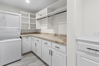 Nestled in the prestigious Pine Shadows Airpark, 3561 Downwind - photo 24