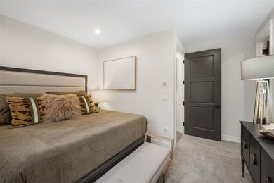 Mountain Modern luxury in one of Keystone's most coveted - photo 24