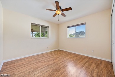 Welcome to this beautifully maintained 3-bedroom + den, 2-bath - photo 31