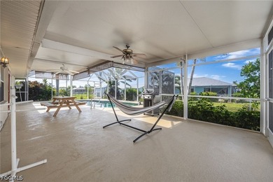 Welcome to this beautifully maintained 3-bedroom + den, 2-bath - photo 36