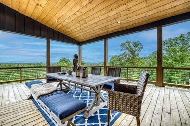 Welcome to Oakwood Estates, a bespoke mountain estate where - photo 37