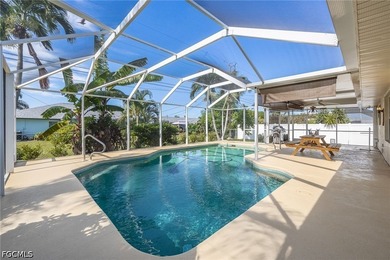 Welcome to this beautifully maintained 3-bedroom + den, 2-bath - photo 39