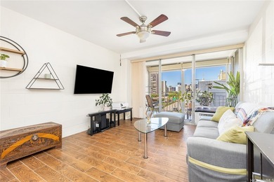 Welcome to Town House unit #211, located in the heart of Makiki - photo 1
