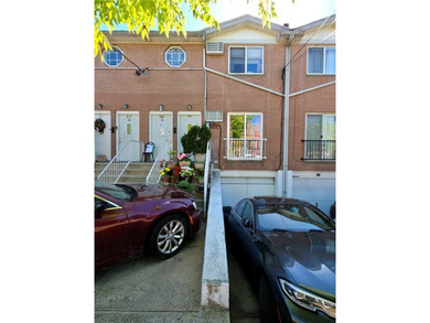 2 FAMILY 3 BEDROOM OVER 2 BEDROOM WITH FINISH BASEMENT PVT DRIVE - photo 2