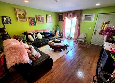 2 FAMILY 3 BEDROOM OVER 2 BEDROOM WITH FINISH BASEMENT PVT DRIVE - photo 4