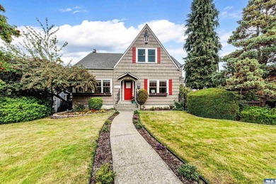 A true timeless 1937 classic craftsman with sweeping - photo 1