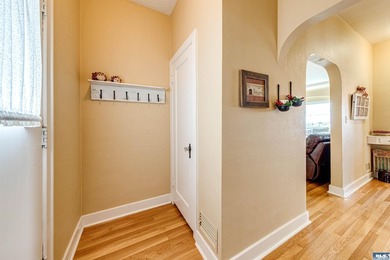 A true timeless 1937 classic craftsman with sweeping - photo 9