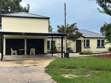 Lake Townhome/Townhouse For Sale in Winter Haven, Florida