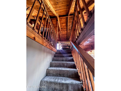 Private mountain cabin situated on approximately 0.88 acres in - photo 22