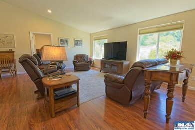 Quality built one level mountain view home in desirable Sequim - photo 9
