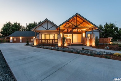 Exceptional new construction in The Meadows showcasing 2,622 - photo 1