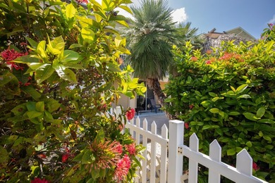 Waterfront duplex located on a wide, deep boating canal with - photo 34