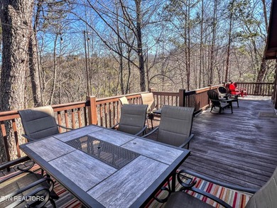 Private mountain cabin situated on approximately 0.88 acres in - photo 39