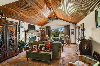 Beautiful home with alot of character in Progresso Lakes. It - photo 5