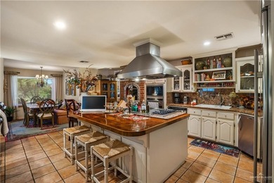 Beautiful home with alot of character in Progresso Lakes. It - photo 10