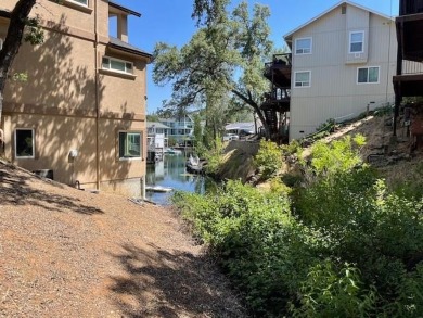 Lake Lot For Sale in Copperopolis, California
