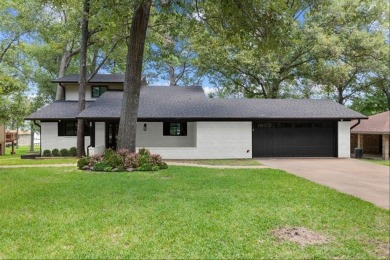 Houston County Lake Home For Sale in Crockett Texas