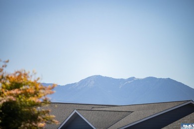 Wake up to breathtaking mountain views while enjoying the - photo 2