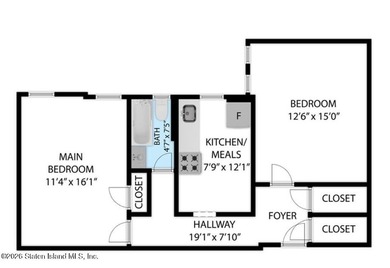 Welcome to this sizable 1 Bedroom Co-op located steps away from - photo 4