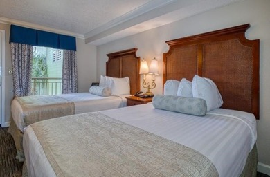 Wake up to endless ocean views in this beautiful 1 bedroom, 1