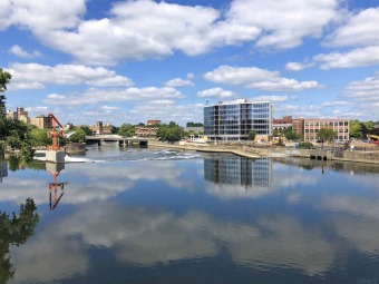 St. Joseph River Condo For Sale in South Bend Indiana