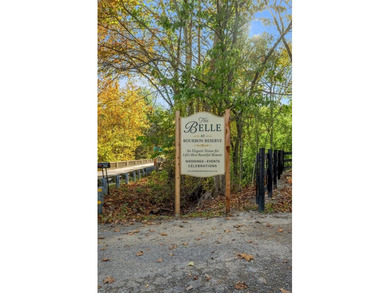 (private lake, pond, creek) Home For Sale in Lawrenceburg Kentucky