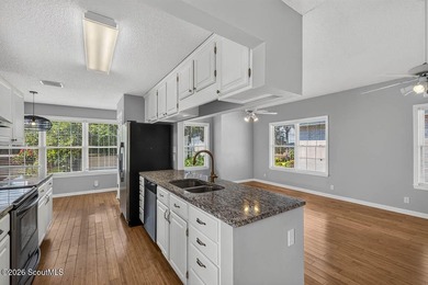 Welcome to Lowcountry living in the heart of St. Simons Island! - photo 9
