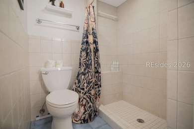 Discover the perfect blend of comfort, style, and resort living - photo 20