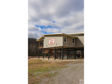 Riverfront cabin in Glenwood, Arkansas with great views, lots of - photo 7
